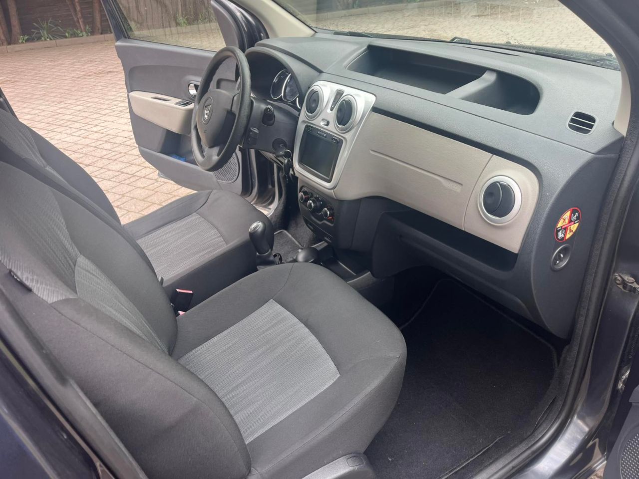 Dacia Dokker - фото 11