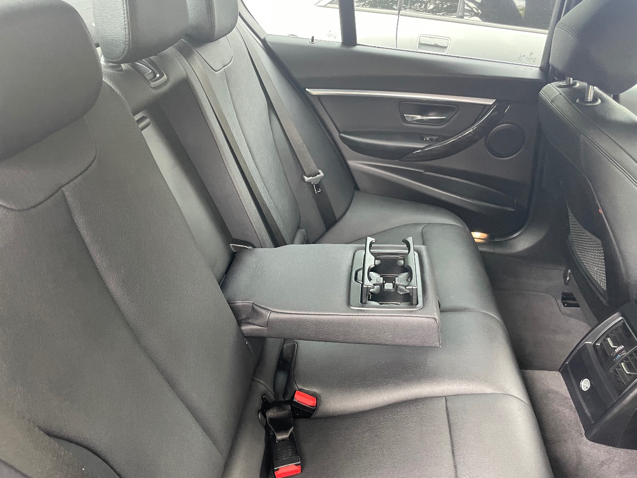 BMW 3 серії - фото 2