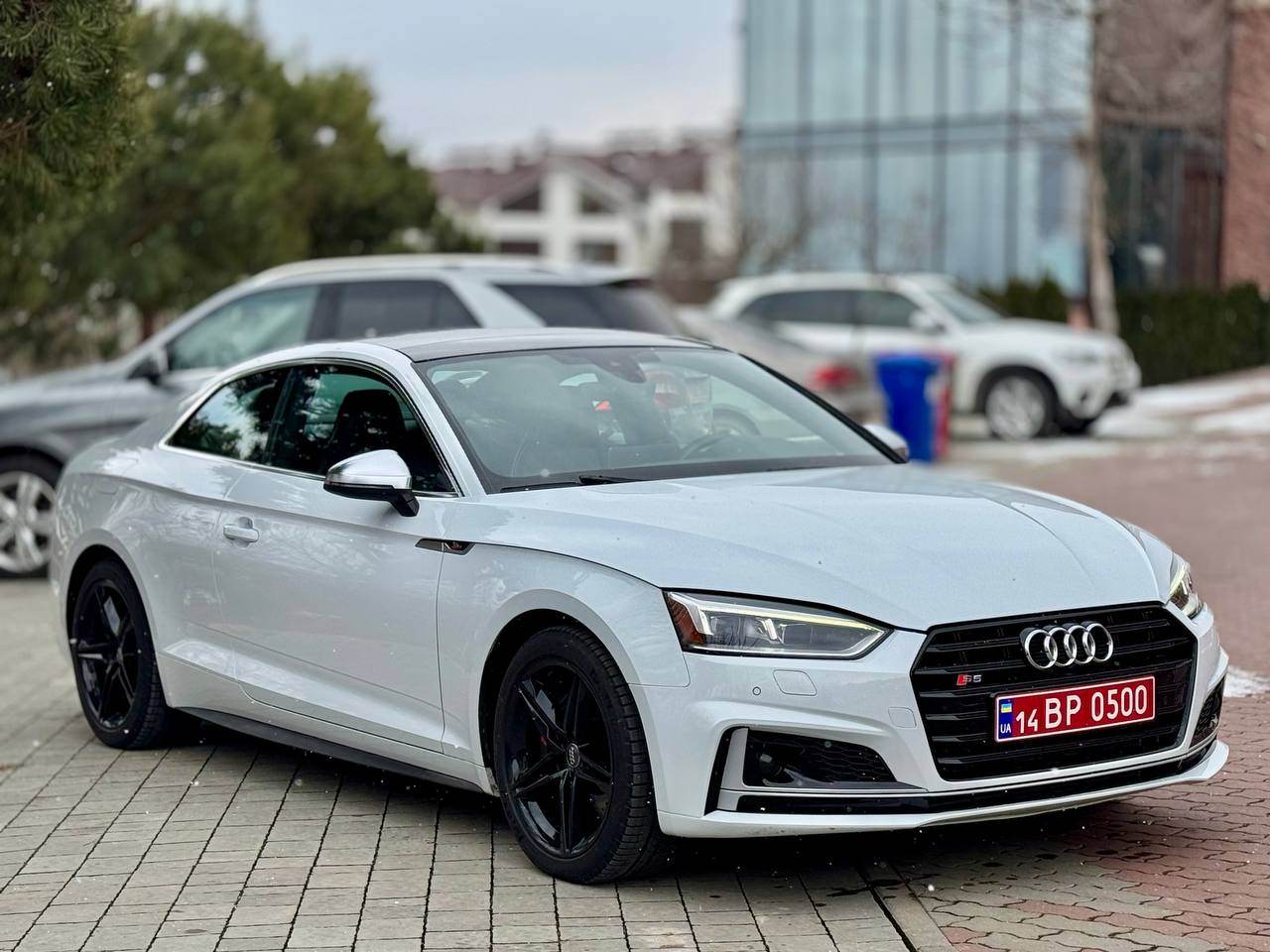 Audi S5 - фото 7
