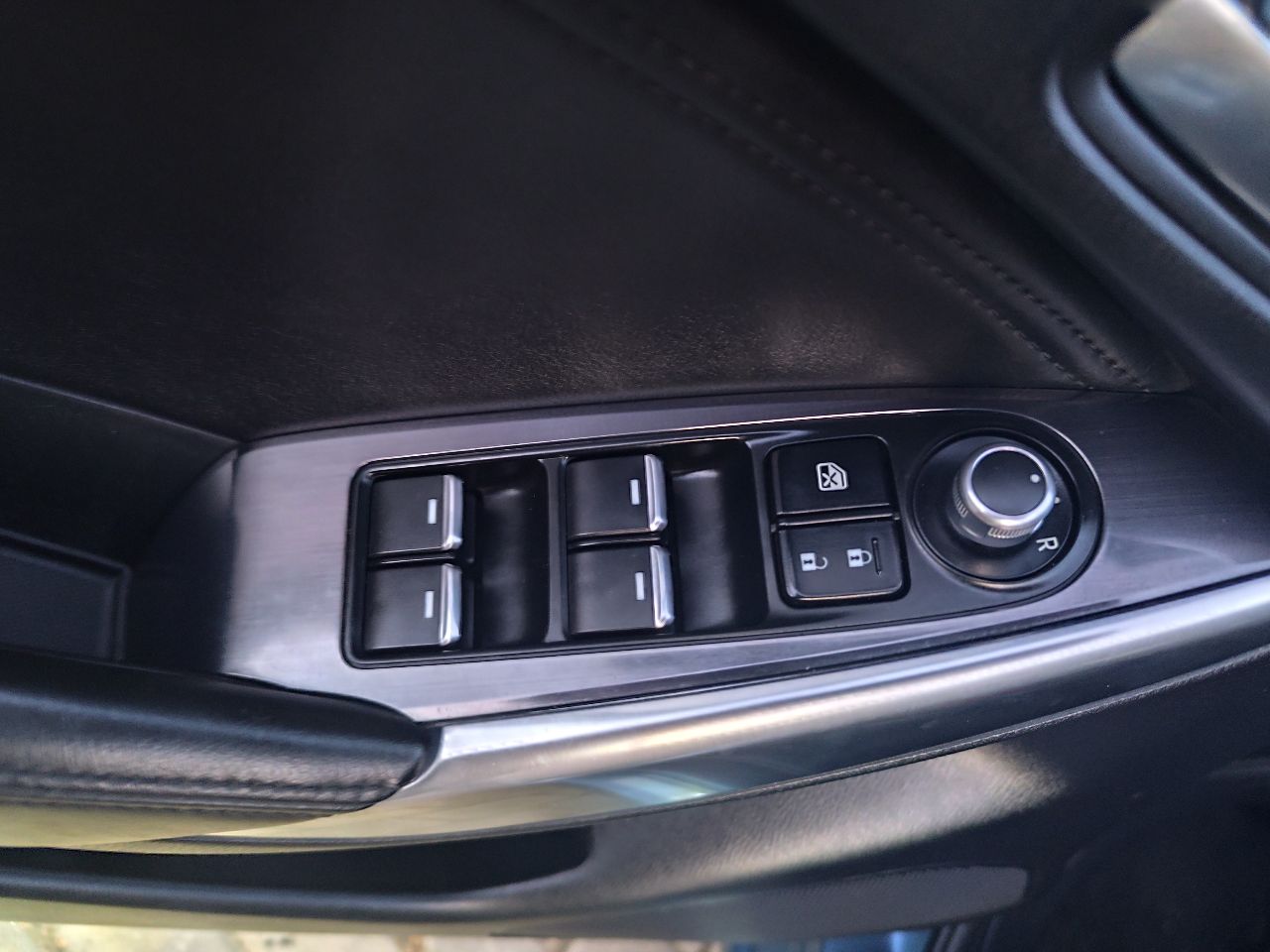 Mazda 6 - фото 15