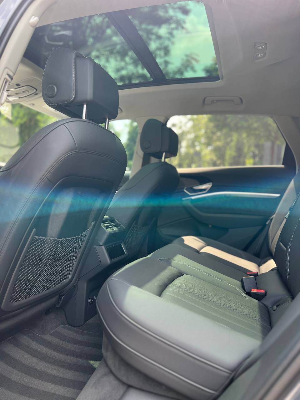 Audi Q8 e-tron - фото 19