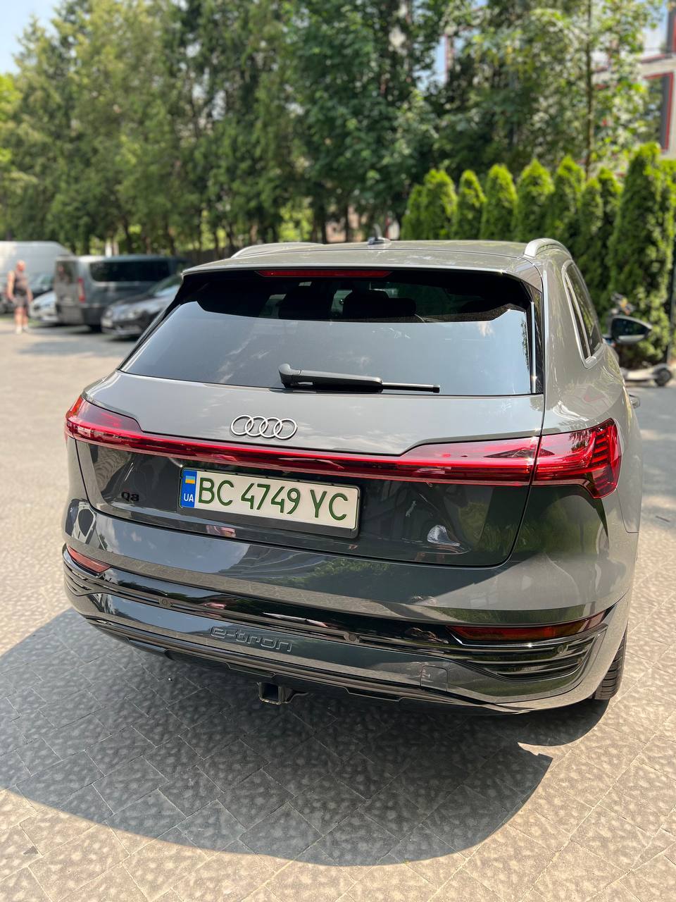 Audi Q8 e-tron - фото 8