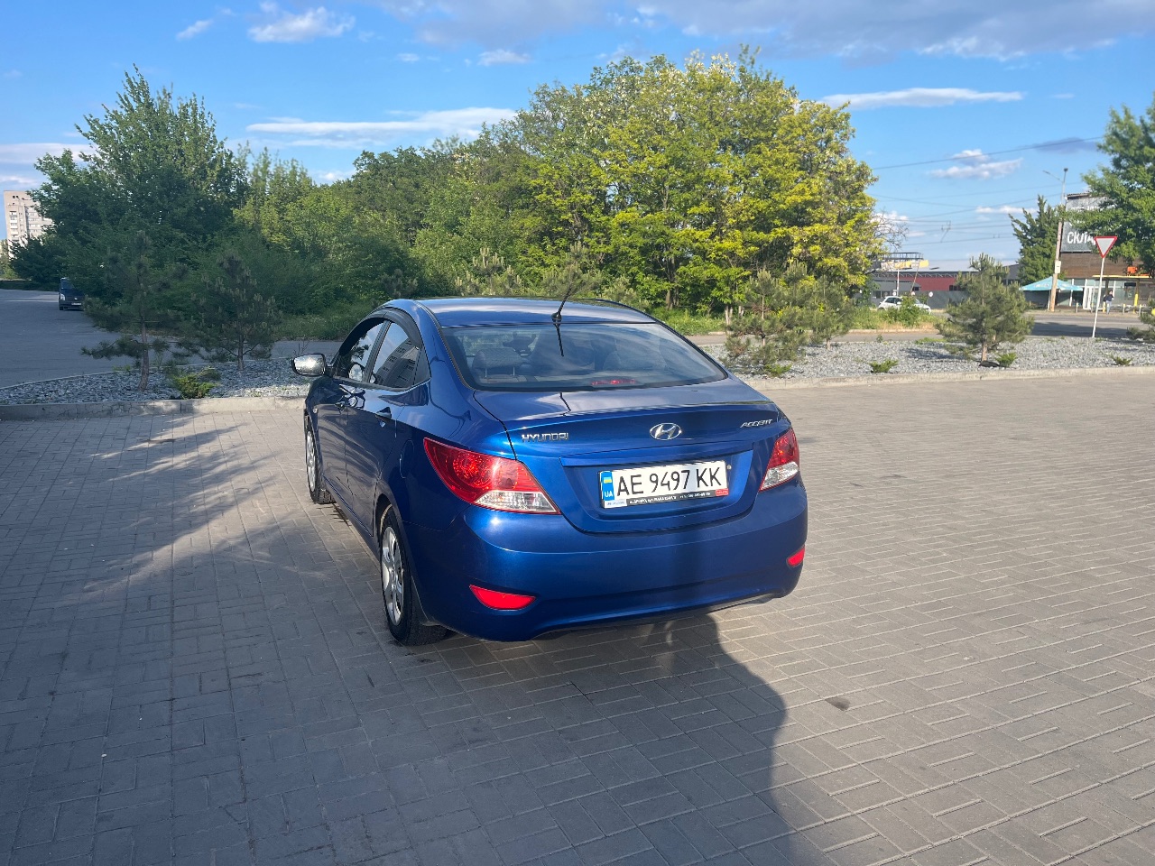 Hyundai Accent - фото 4