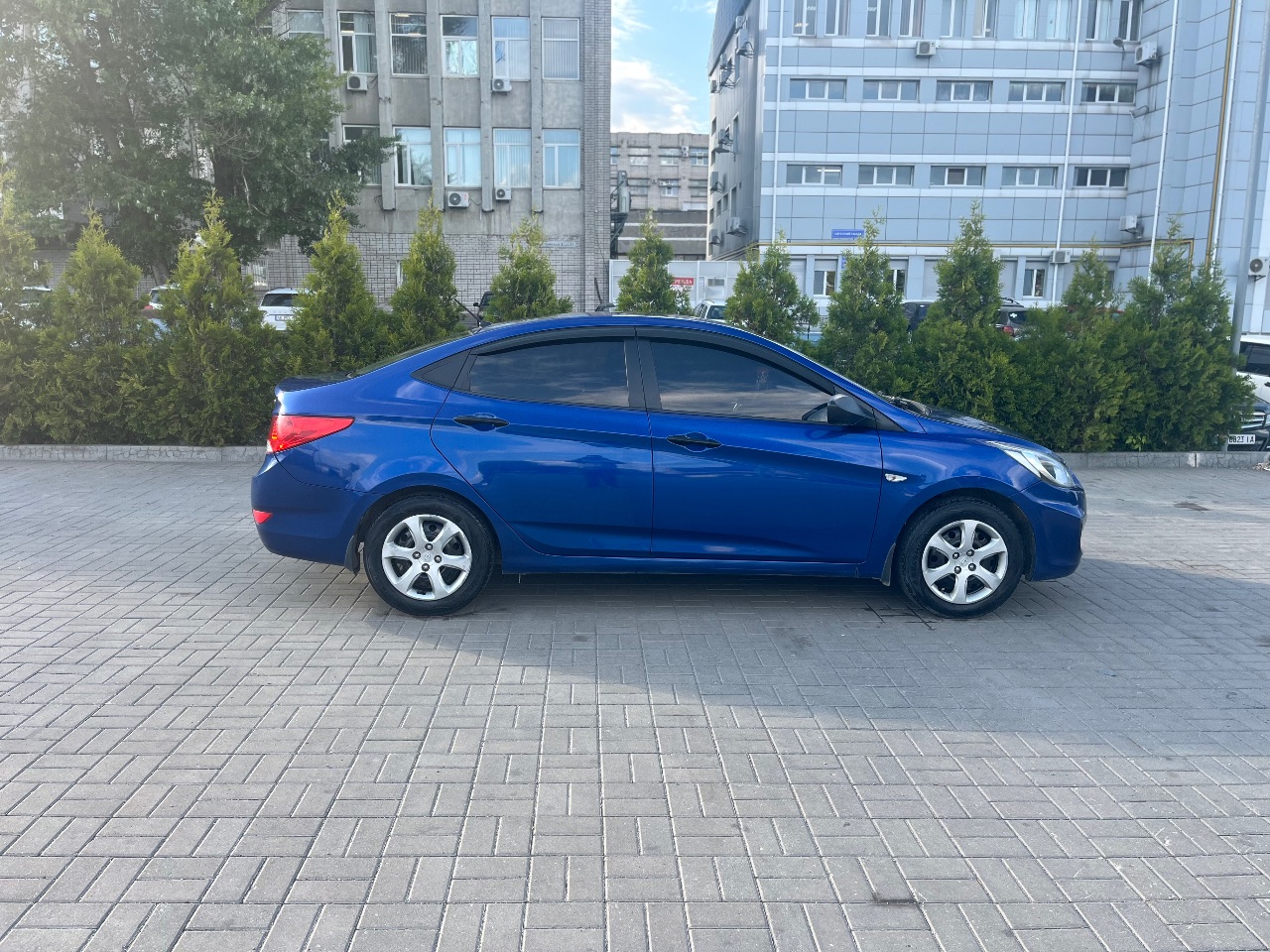 Hyundai Accent - фото 2