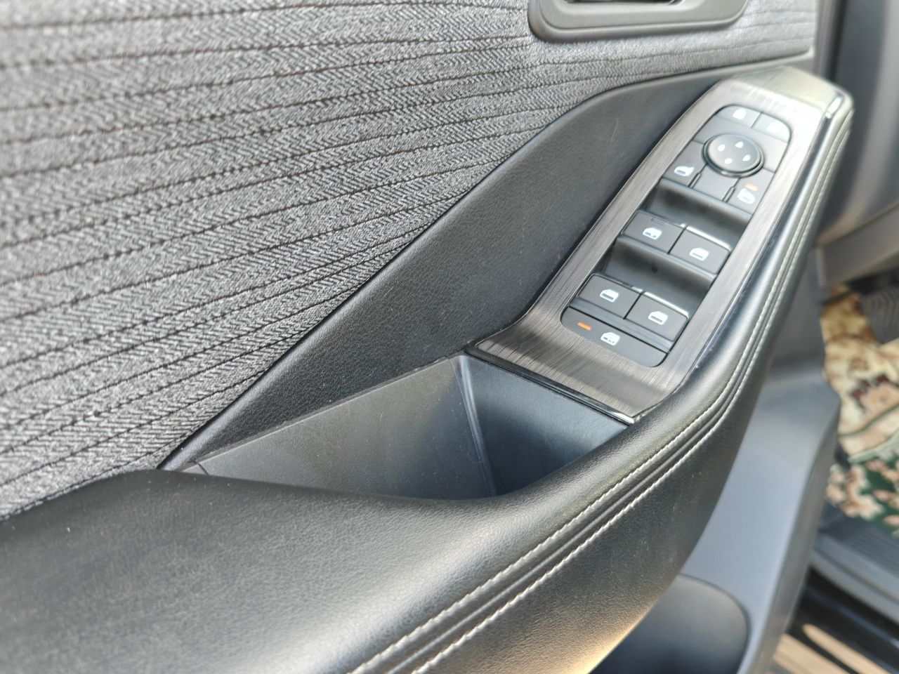 Nissan Rogue - фото 8