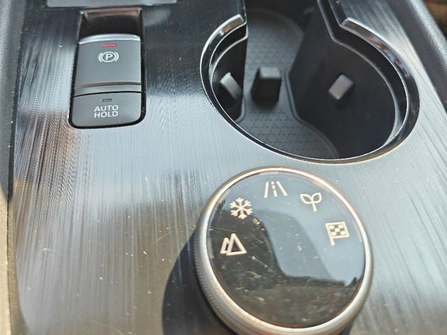 Nissan Rogue - фото 1