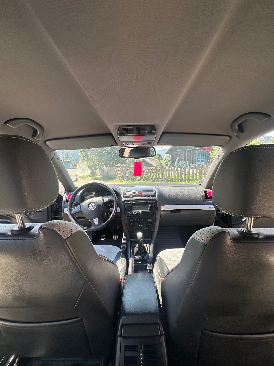 Skoda Octavia RS - фото 12