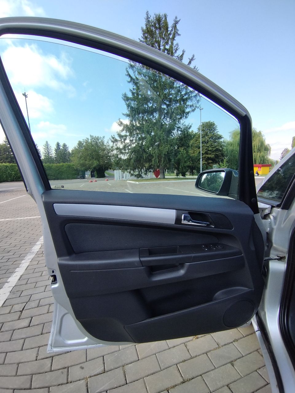 Opel Zafira - фото 3