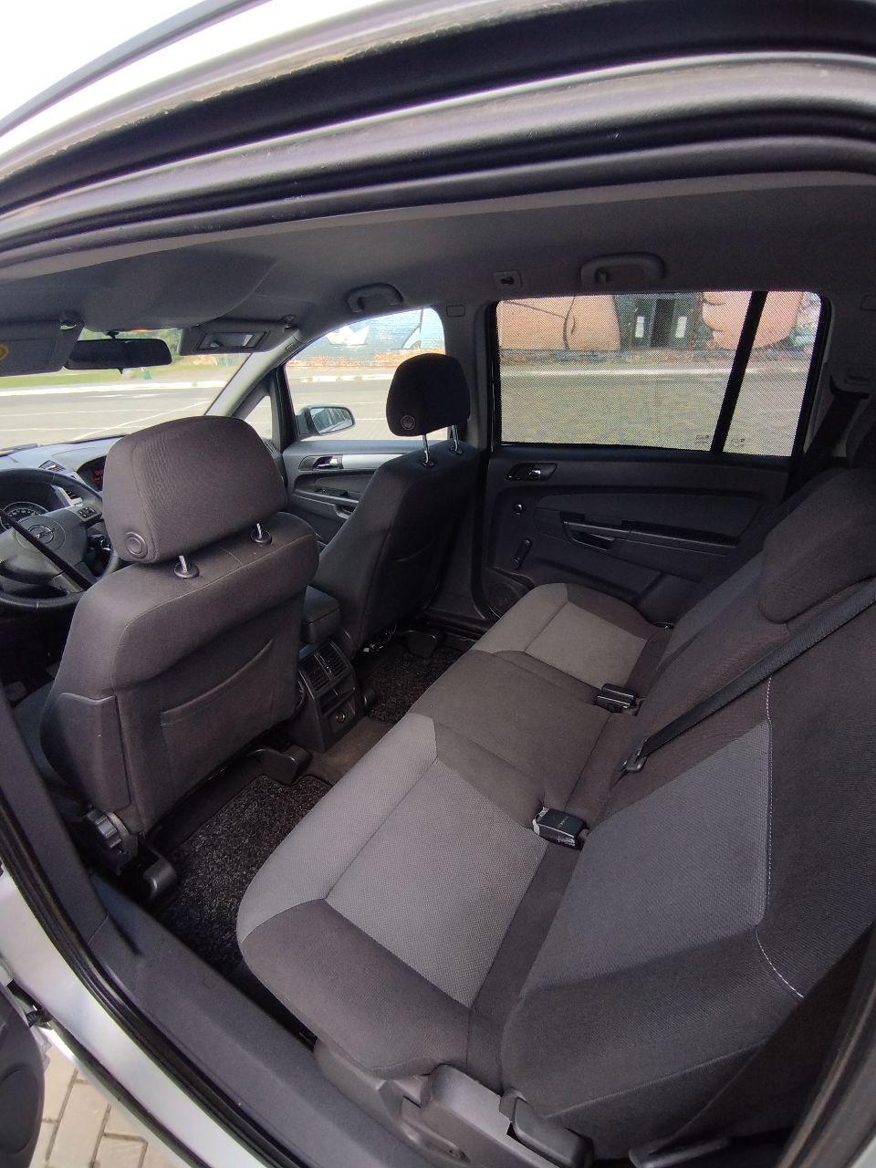 Opel Zafira - фото 7