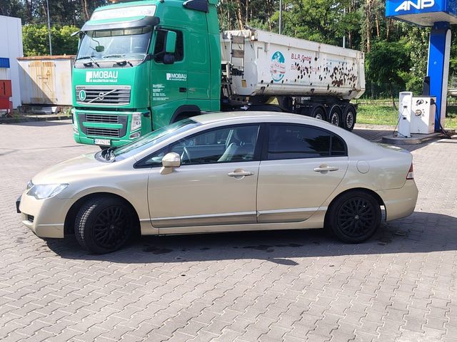 Honda Civic - фото 4