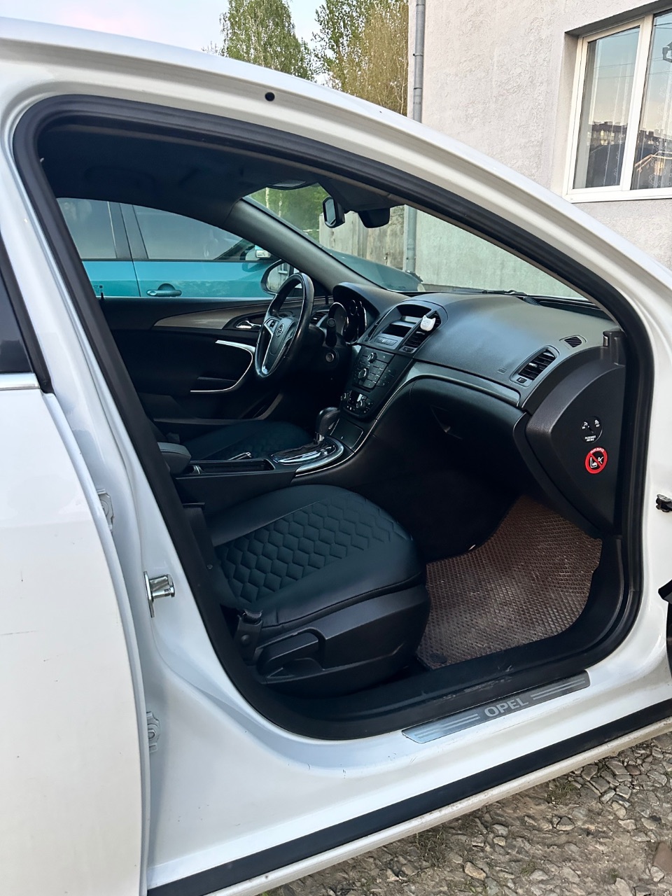 Opel Insignia - фото 10