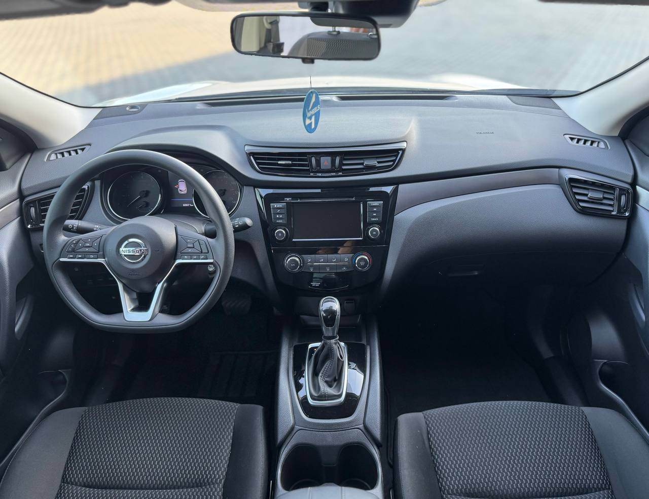 Nissan Rogue Sport - фото 5