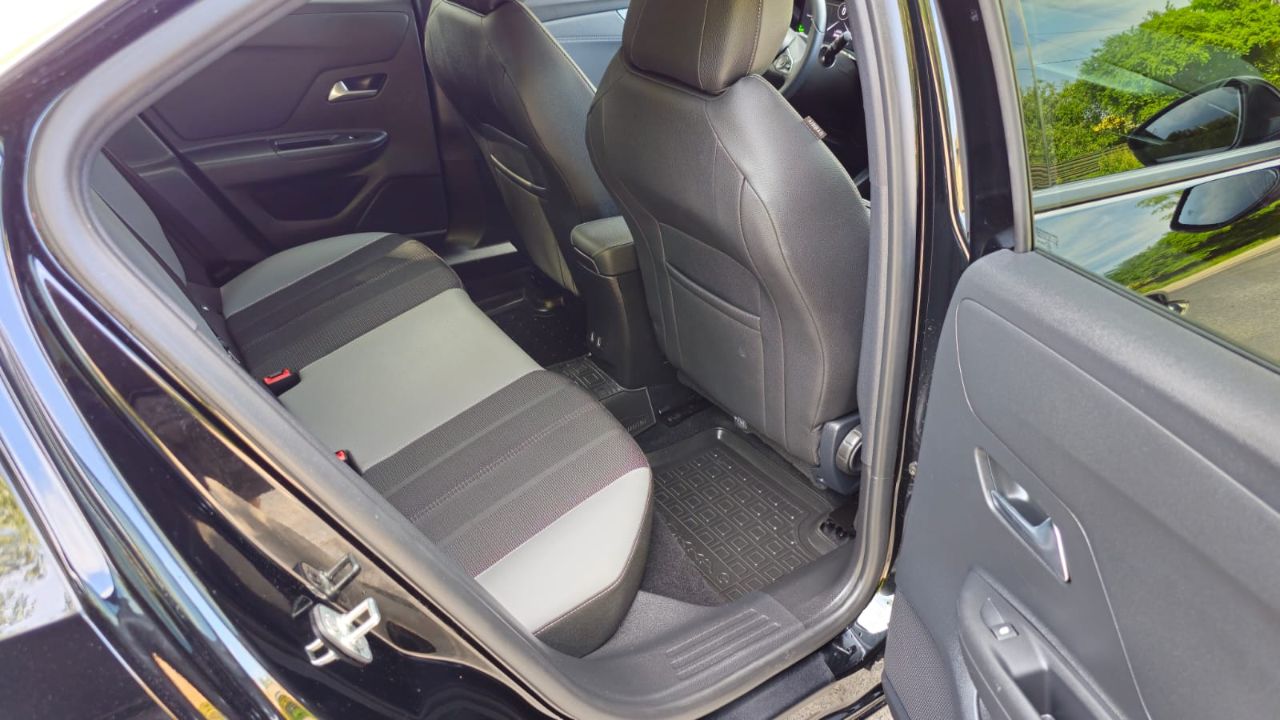 Opel Mokka - фото 18