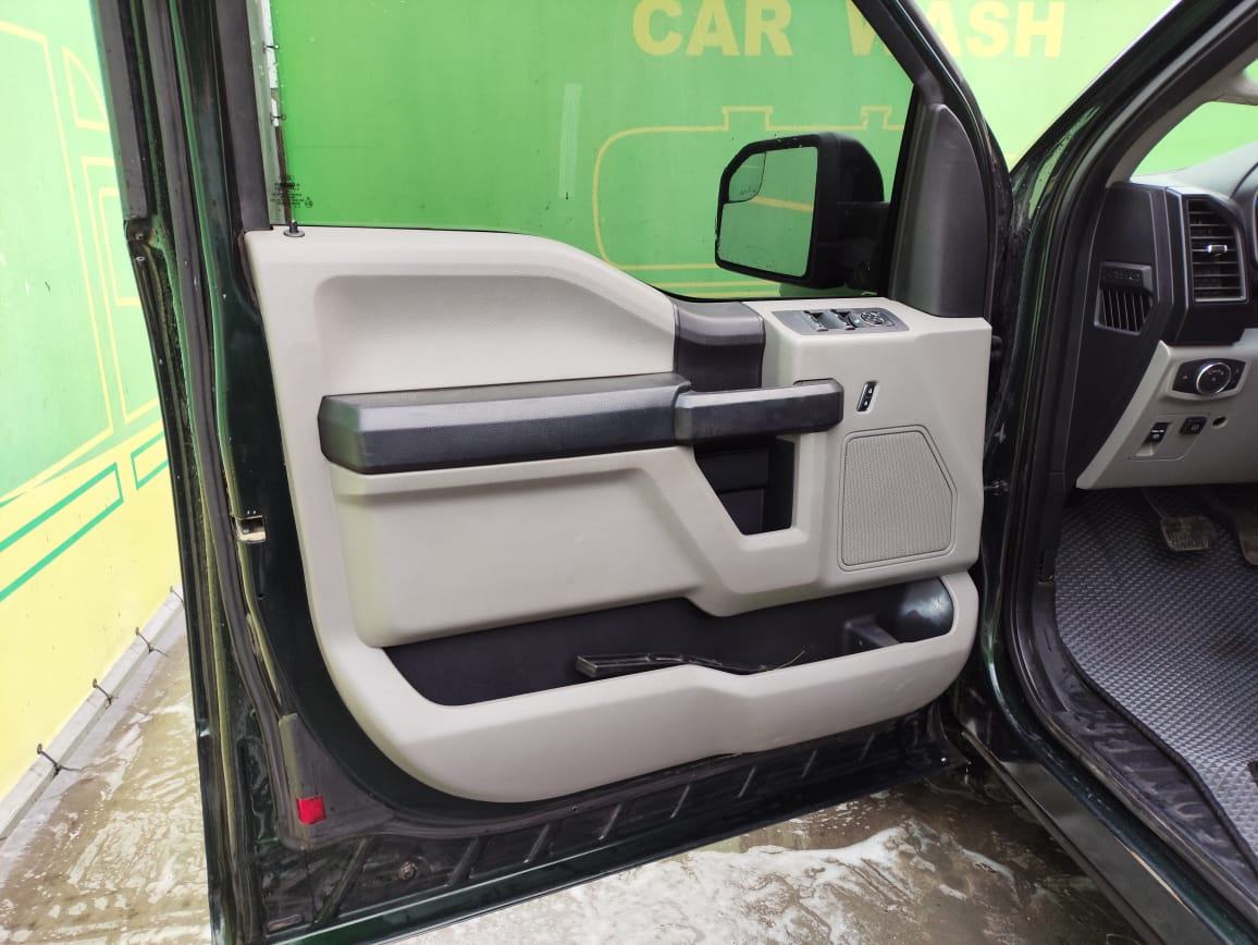 Ford F-150 - фото 7