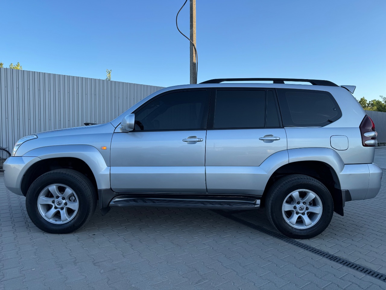 Toyota Land Cruiser Prado - фото 4