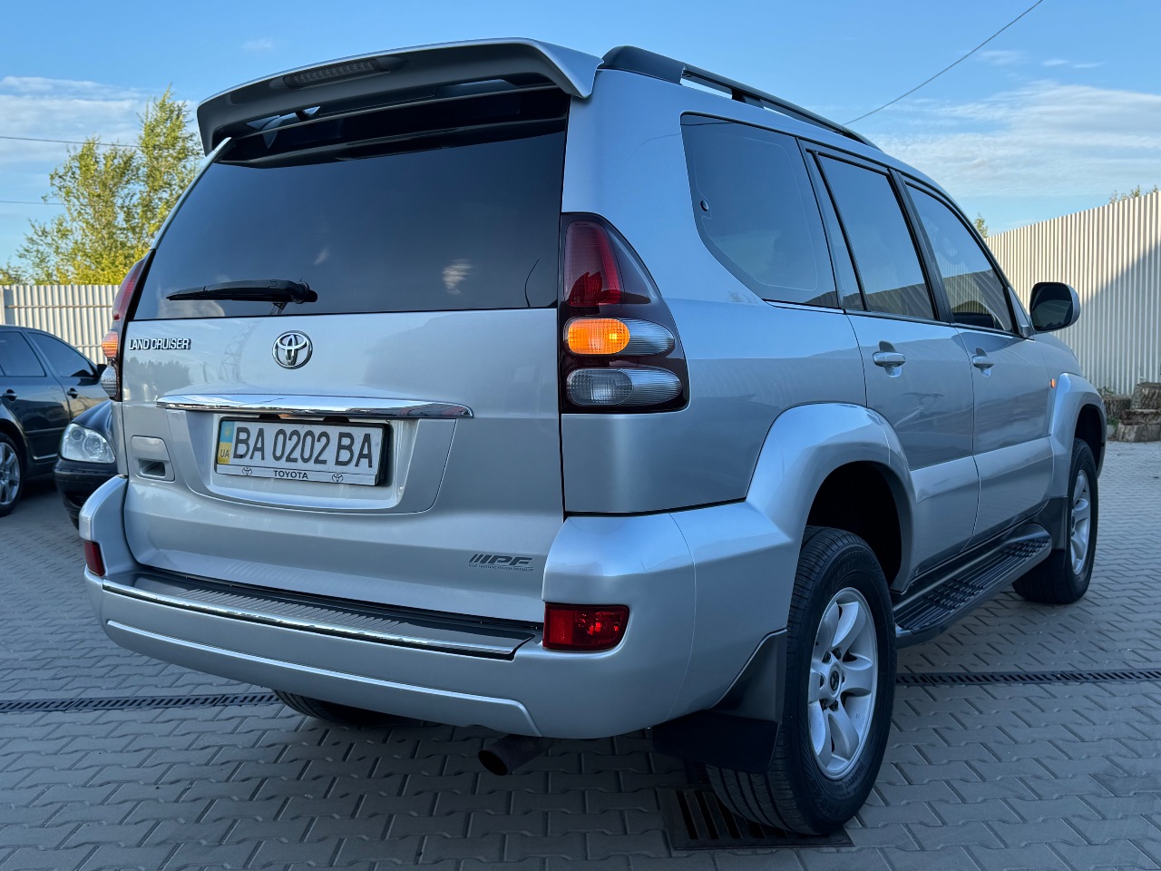 Toyota Land Cruiser Prado - фото 7