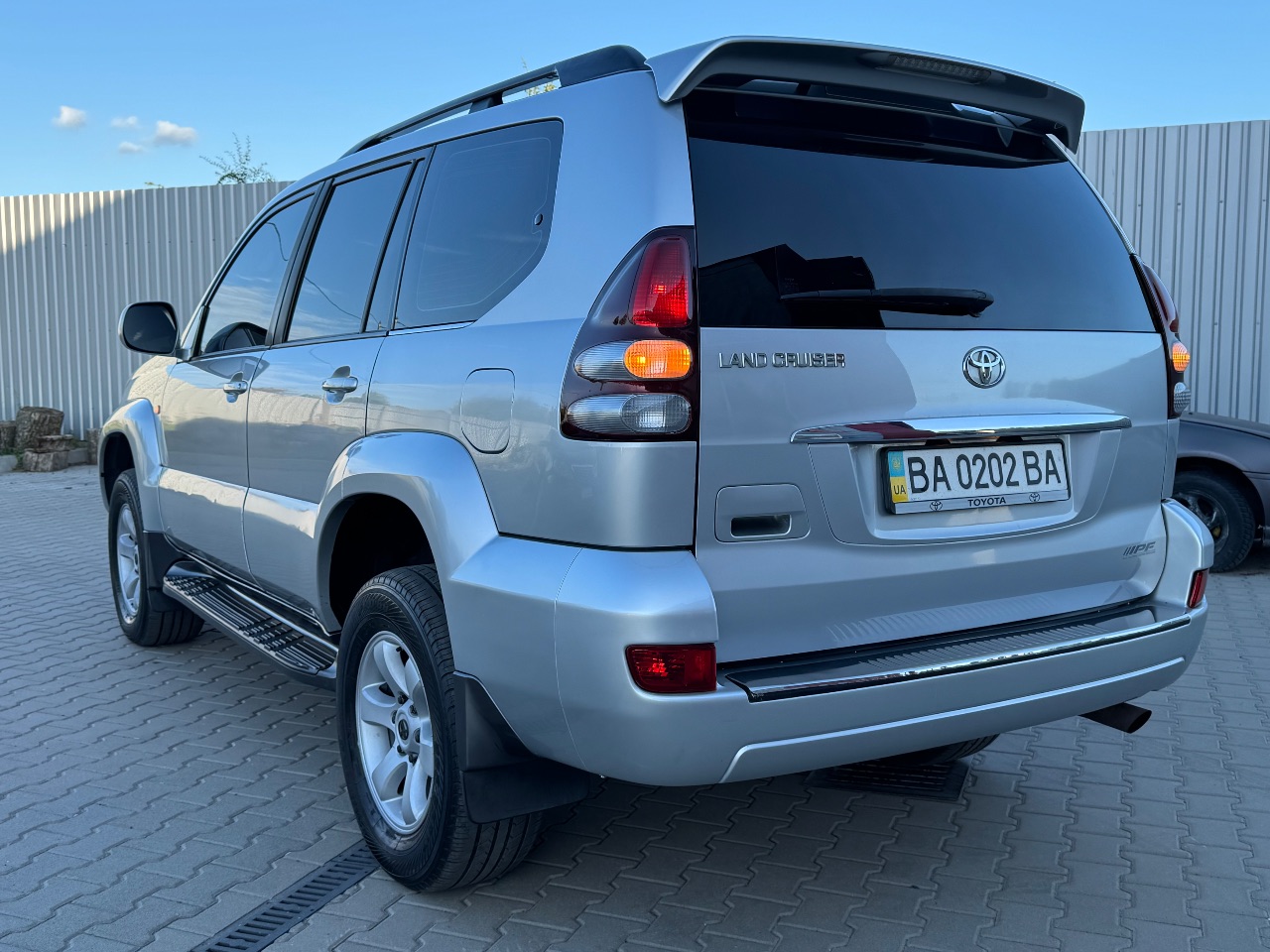 Toyota Land Cruiser Prado - фото 5