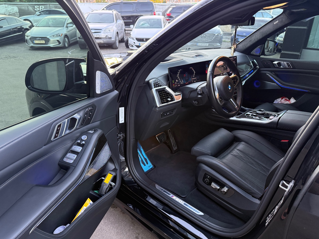 BMW X7 - фото 15