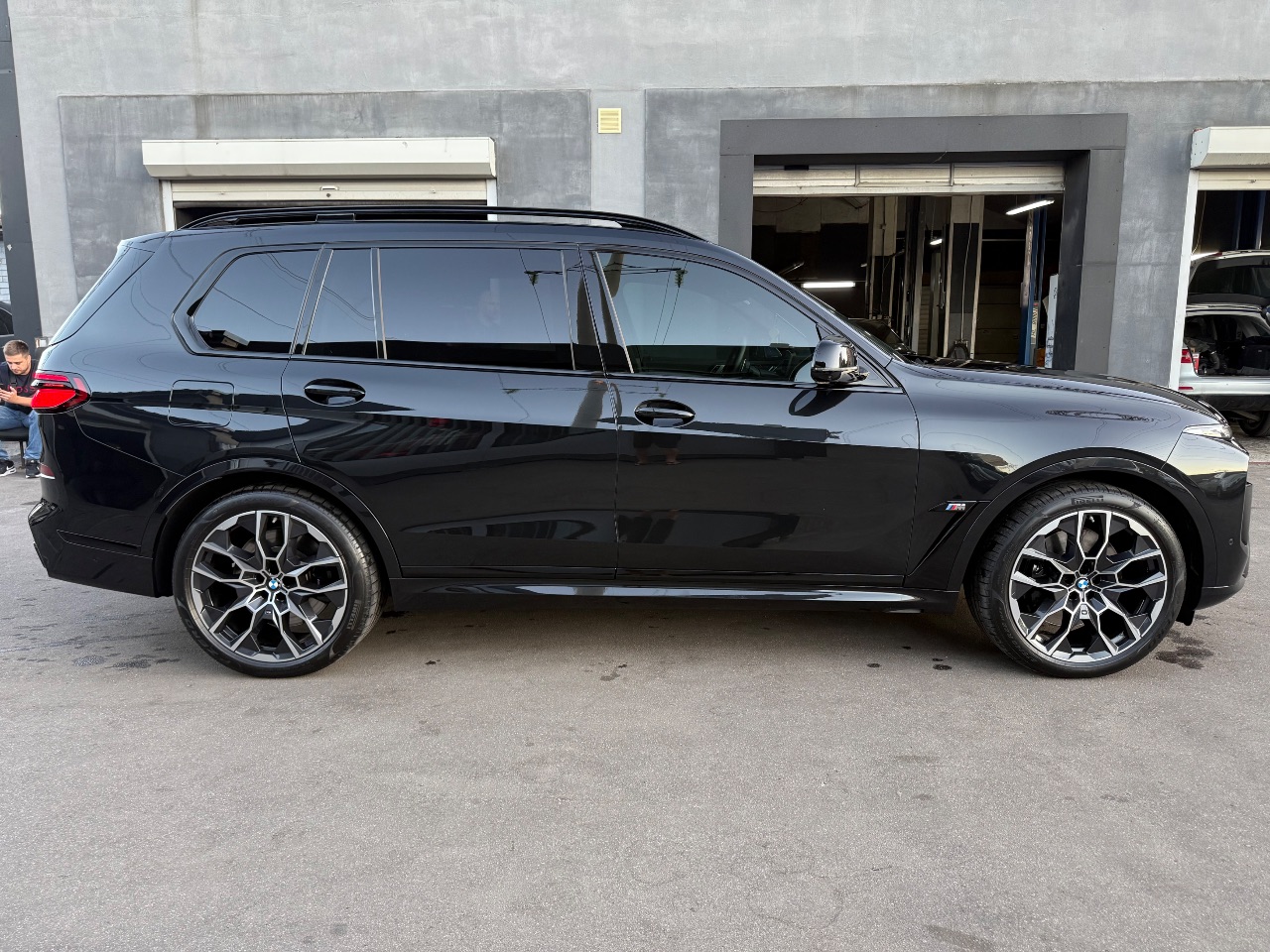 BMW X7 - фото 7