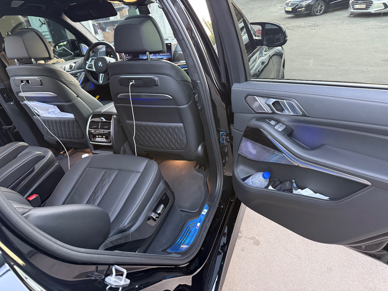 BMW X7 - фото 28