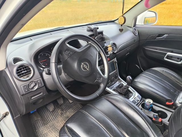 Opel Antara - фото 4