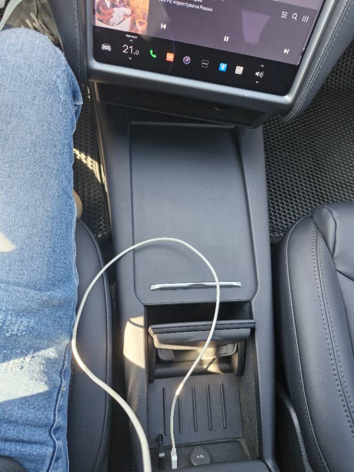 Tesla Model S - фото 14