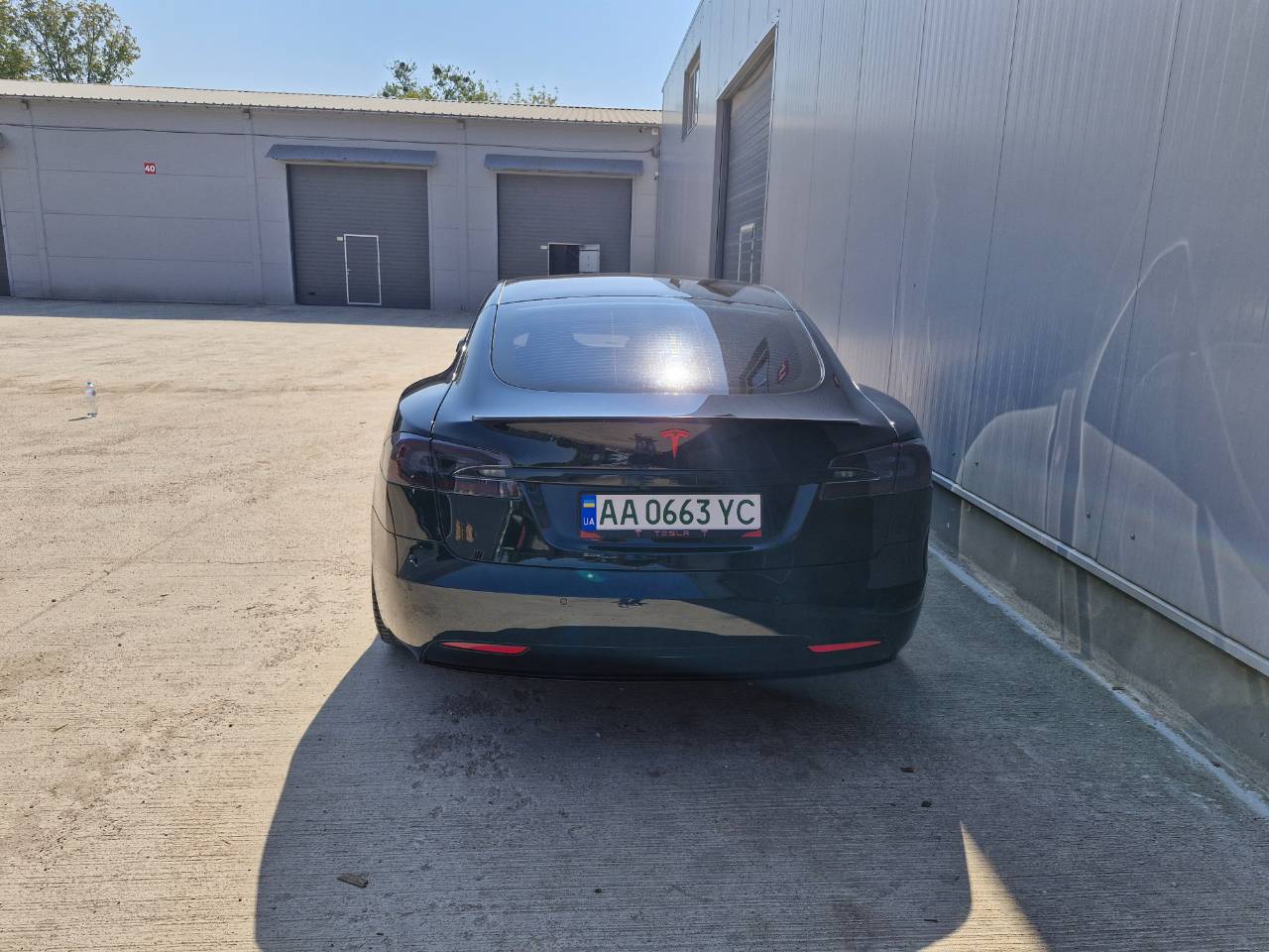 Tesla Model S - фото 9