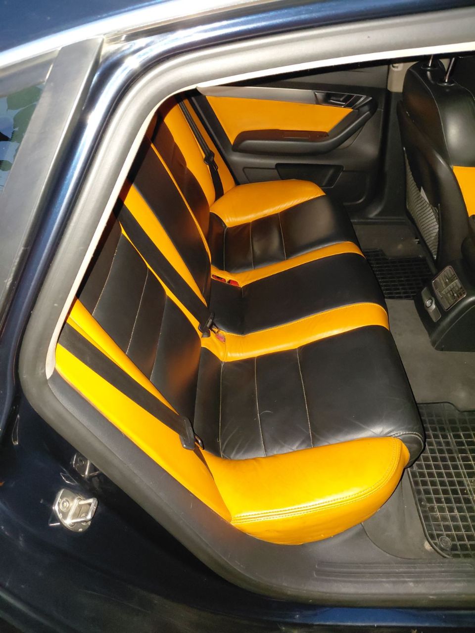 Audi A6 - фото 6