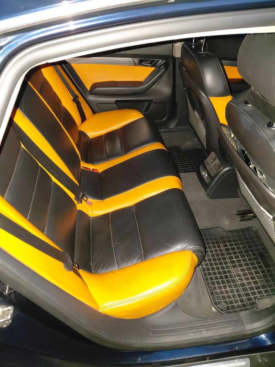 Audi A6 - фото 5