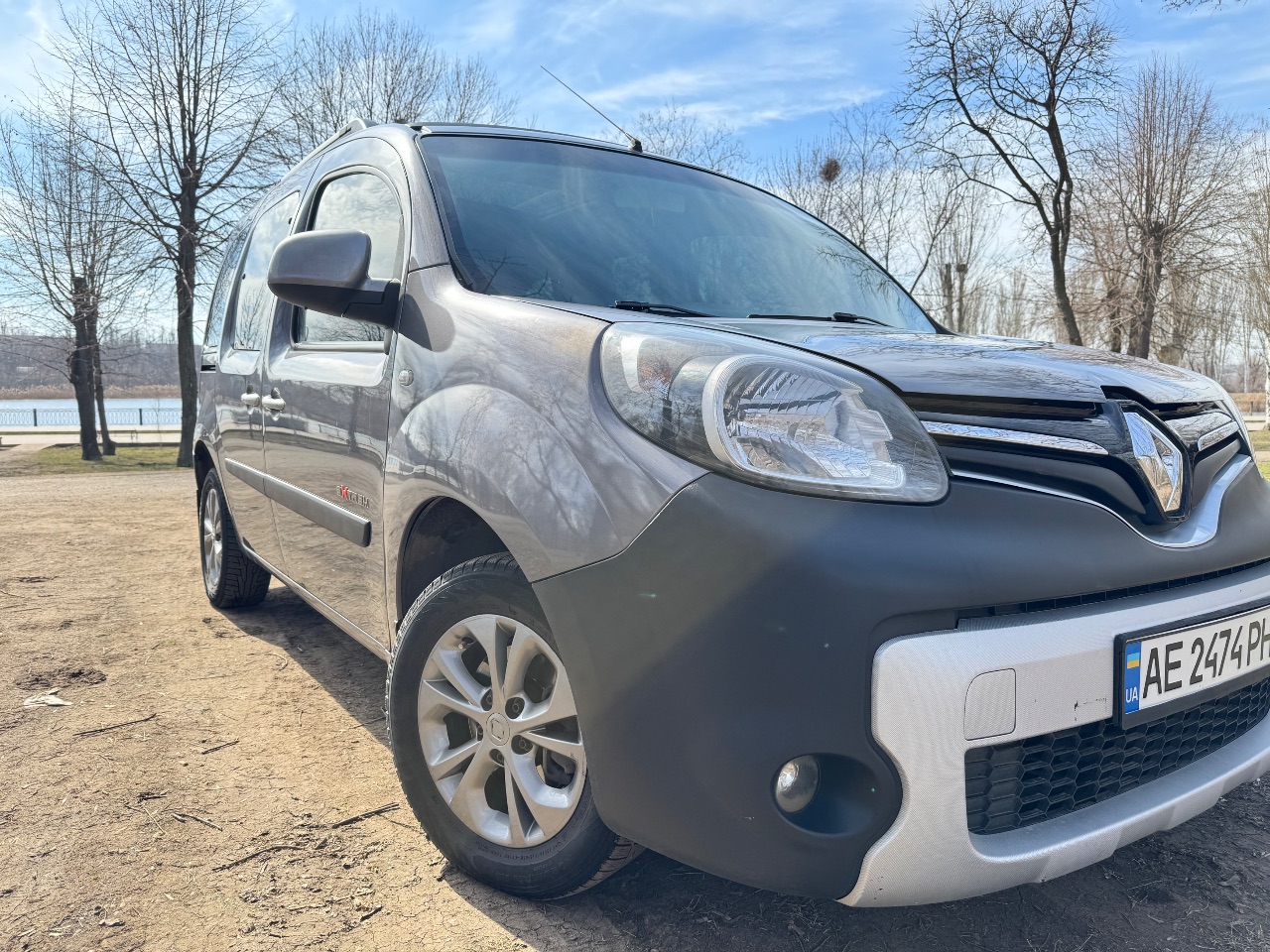 Renault Kangoo - фото 4