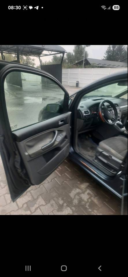 Ford C-MAX - фото 8