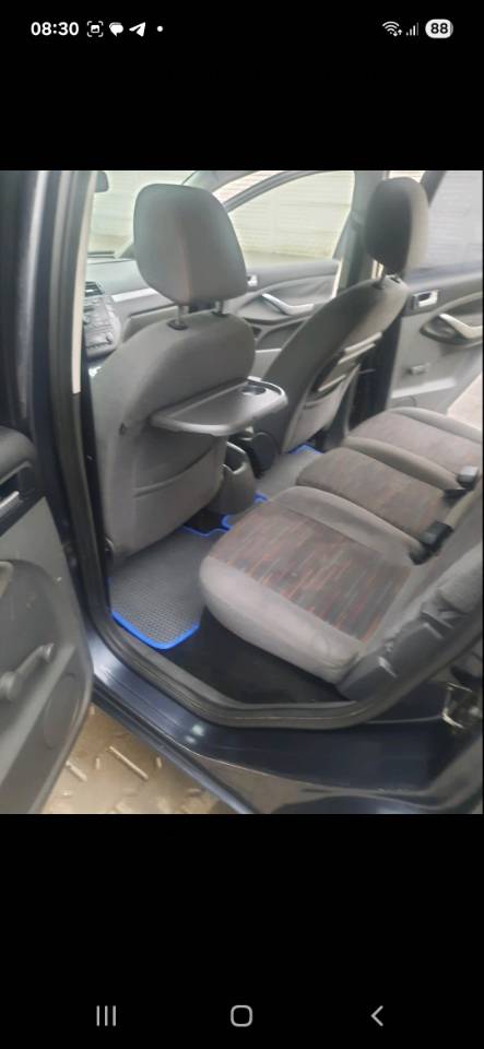 Ford C-MAX - фото 7