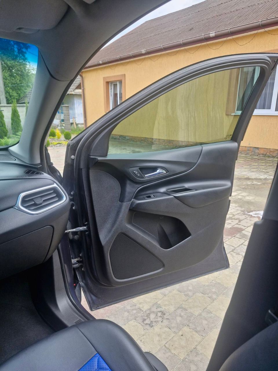 Chevrolet Equinox - фото 16