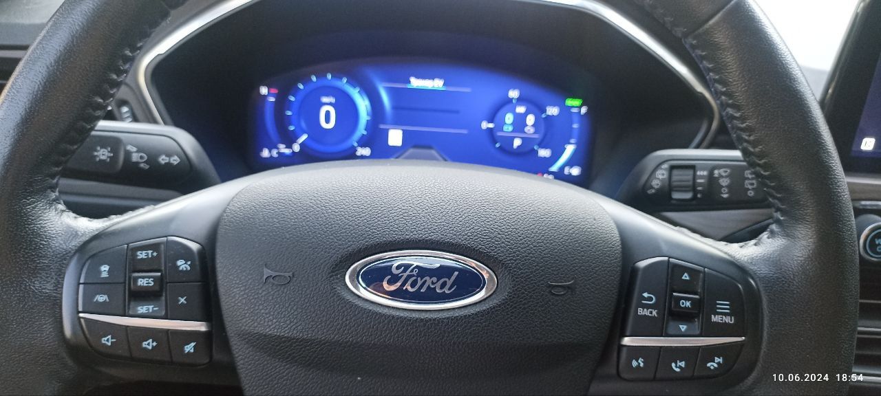 Ford Escape - фото 16