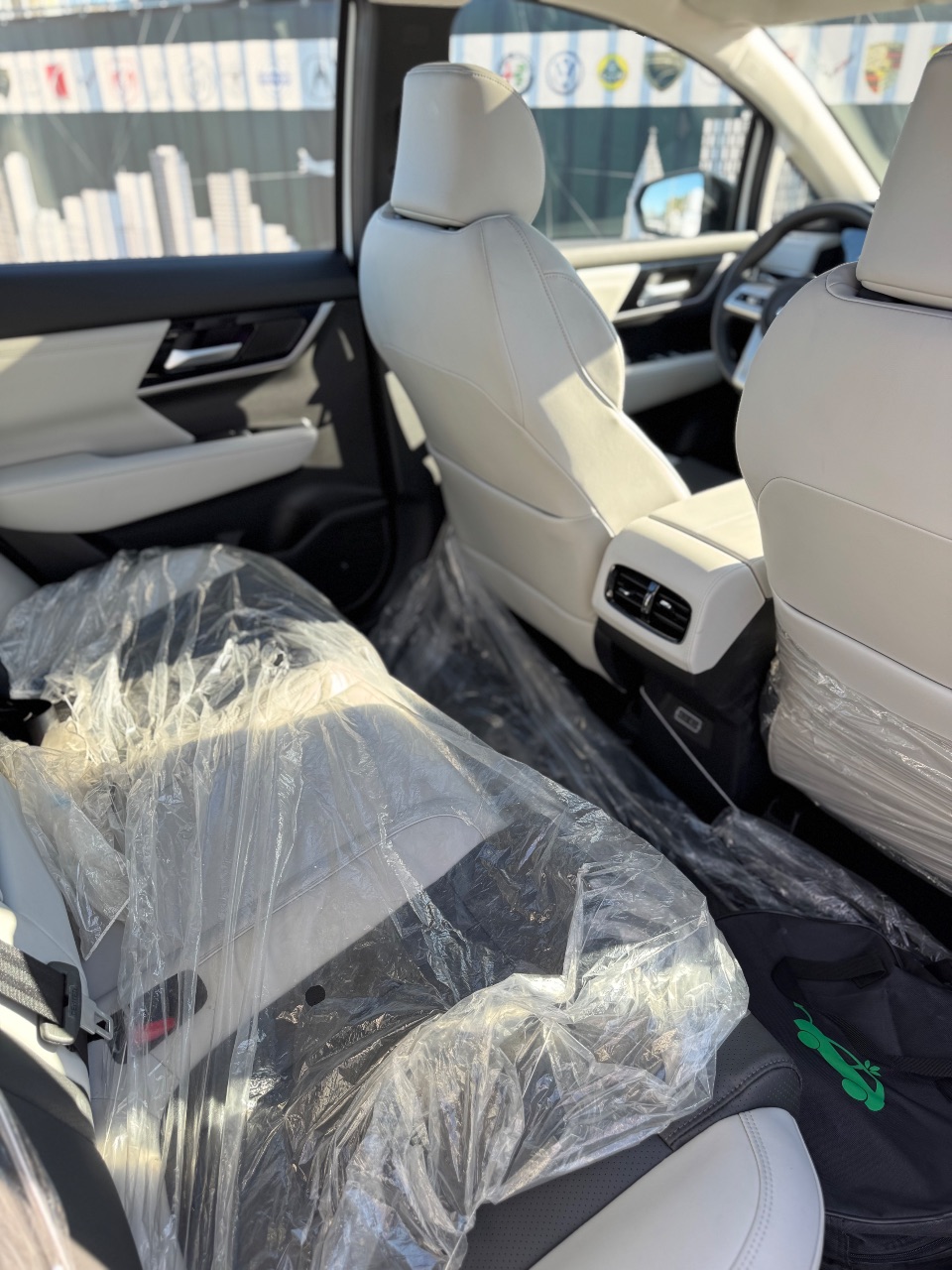 Mitsubishi Airtrek - фото 16