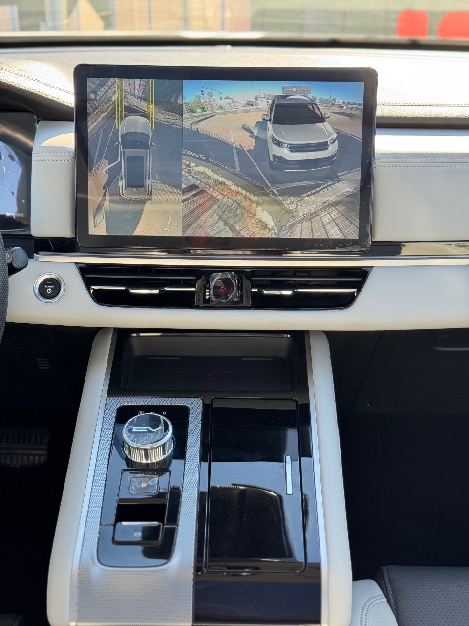 Mitsubishi Airtrek - фото 12