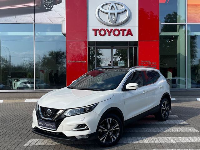 Nissan Qashqai - фото 1