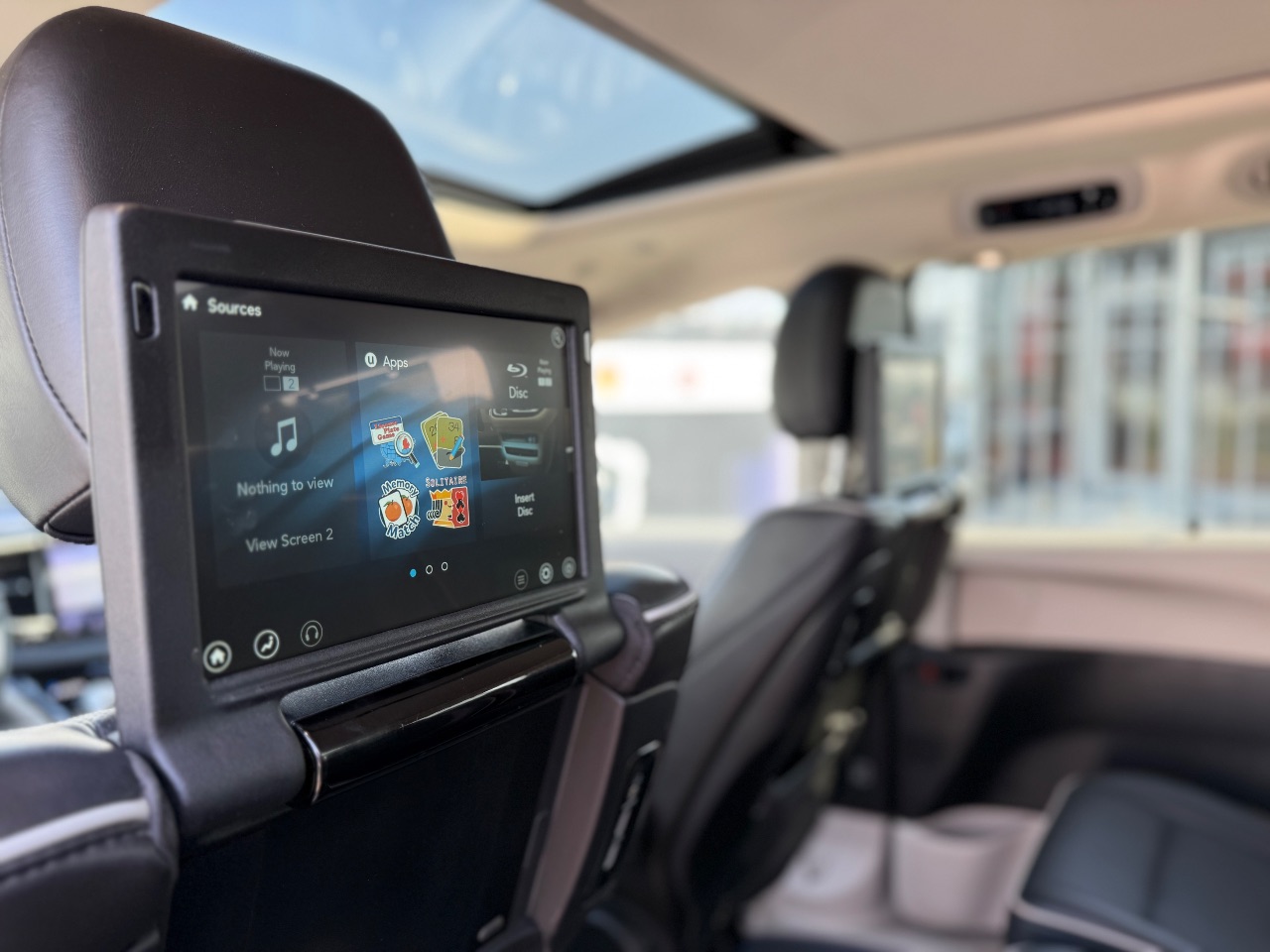 Chrysler Pacifica - фото 11