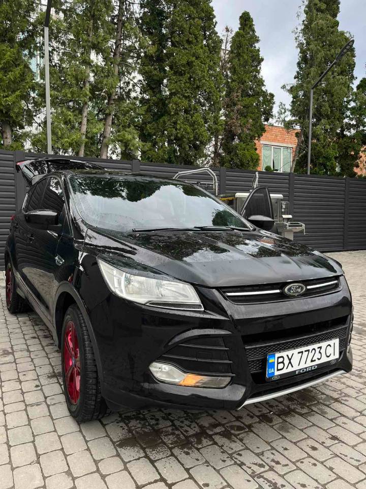 Ford Escape - фото 9