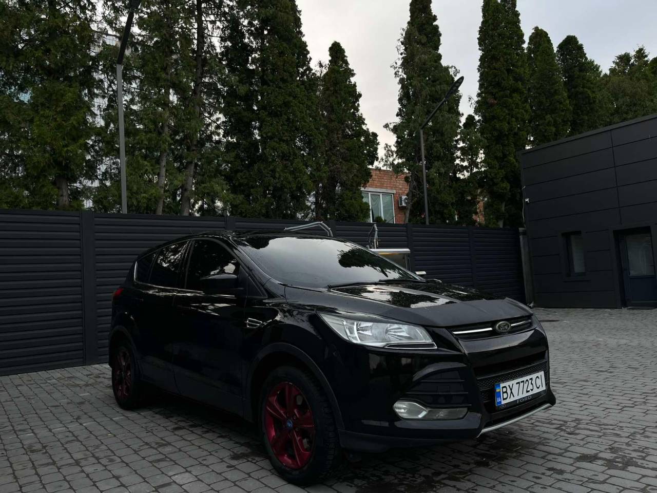 Ford Escape - фото 29