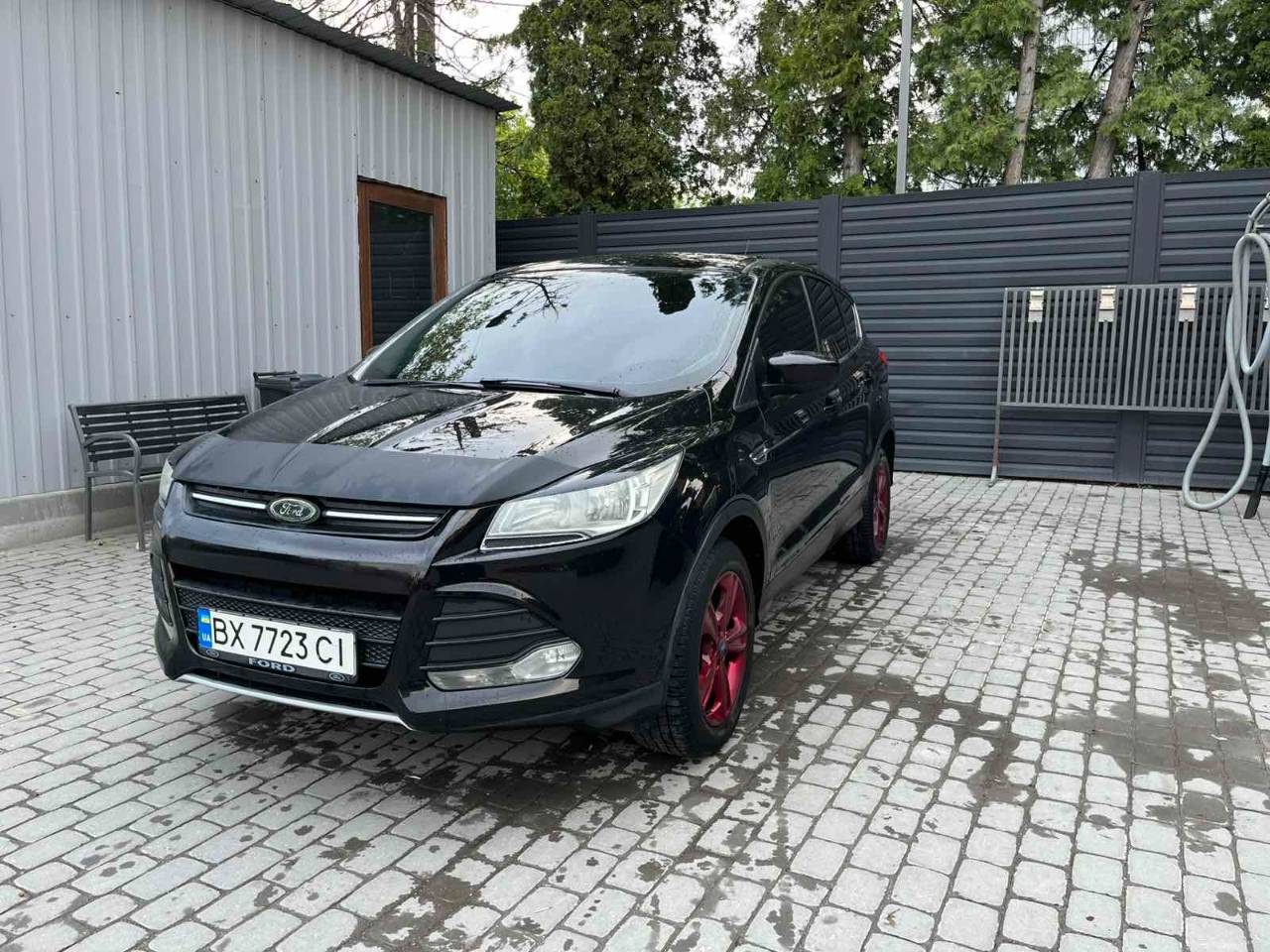 Ford Escape - фото 33