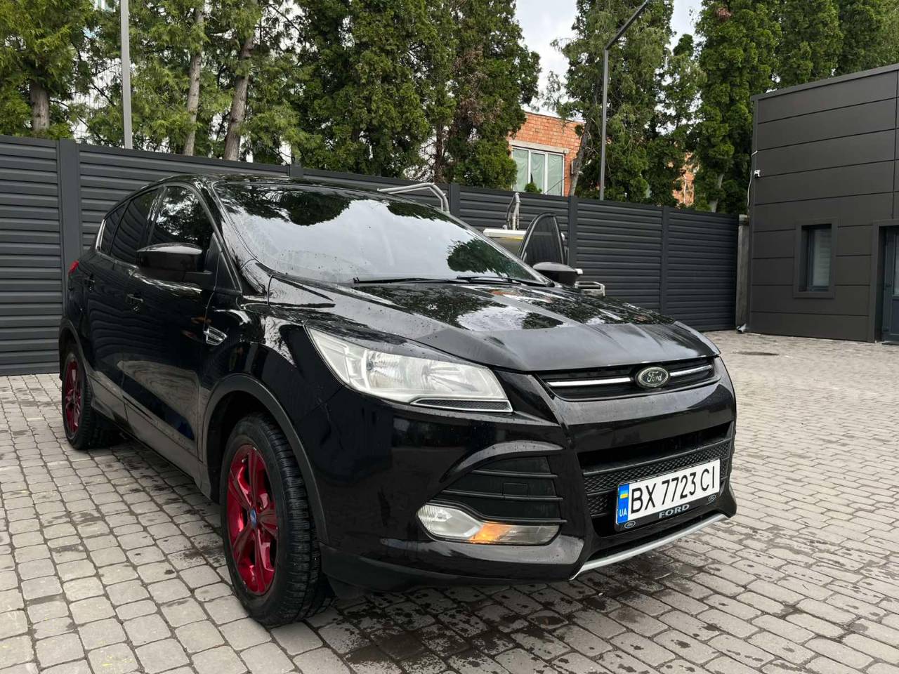 Ford Escape - фото 7