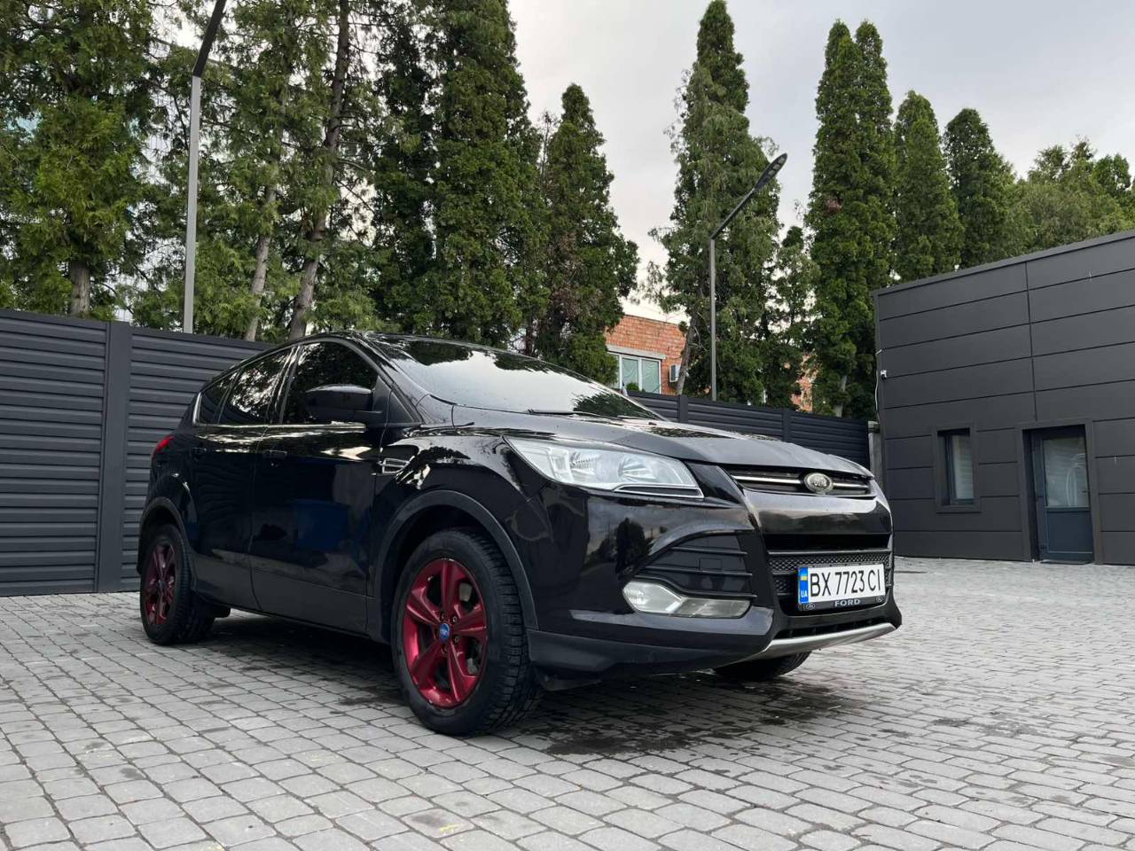 Ford Escape - фото 22