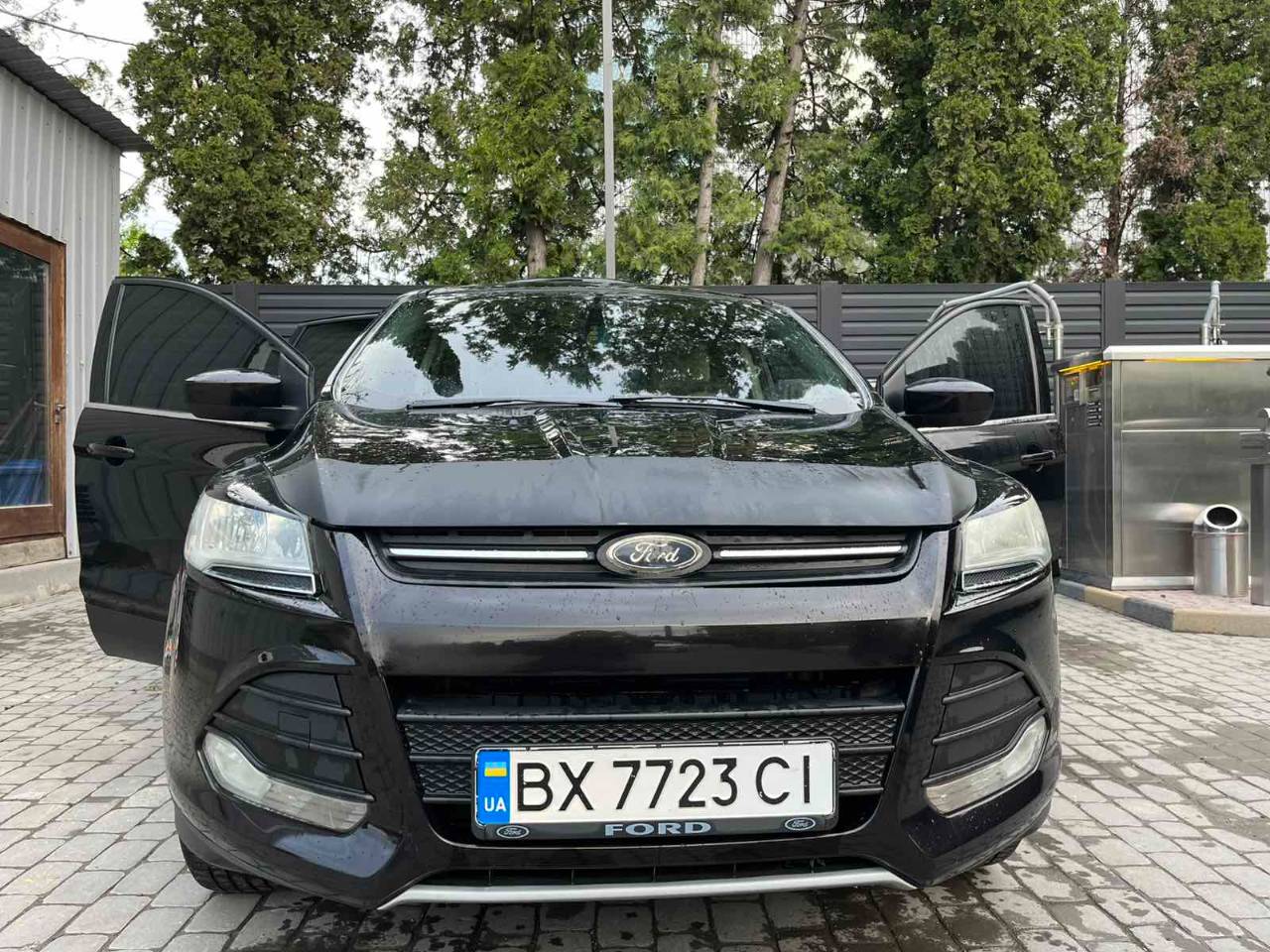 Ford Escape - фото 23