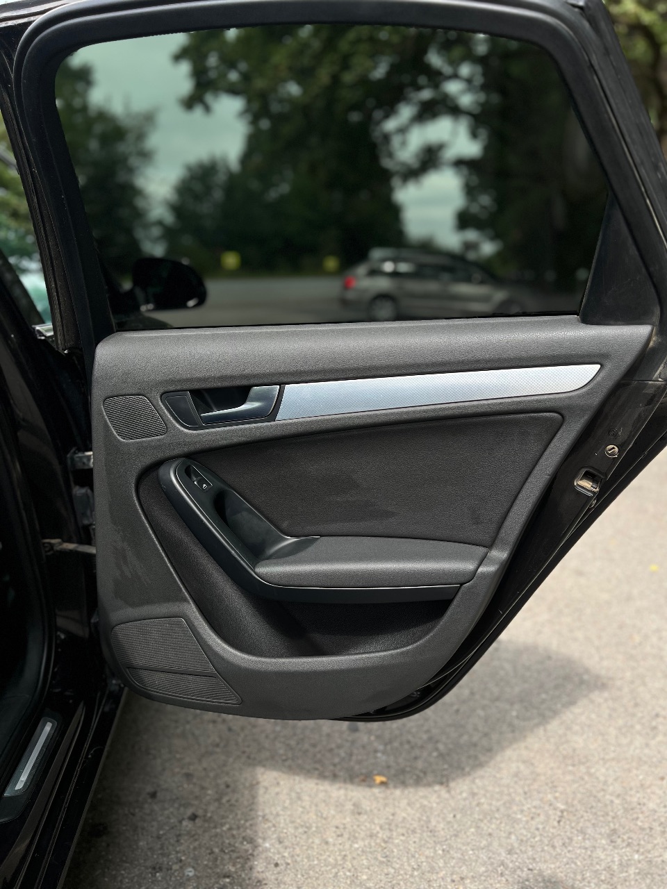 Audi A4 - фото 14