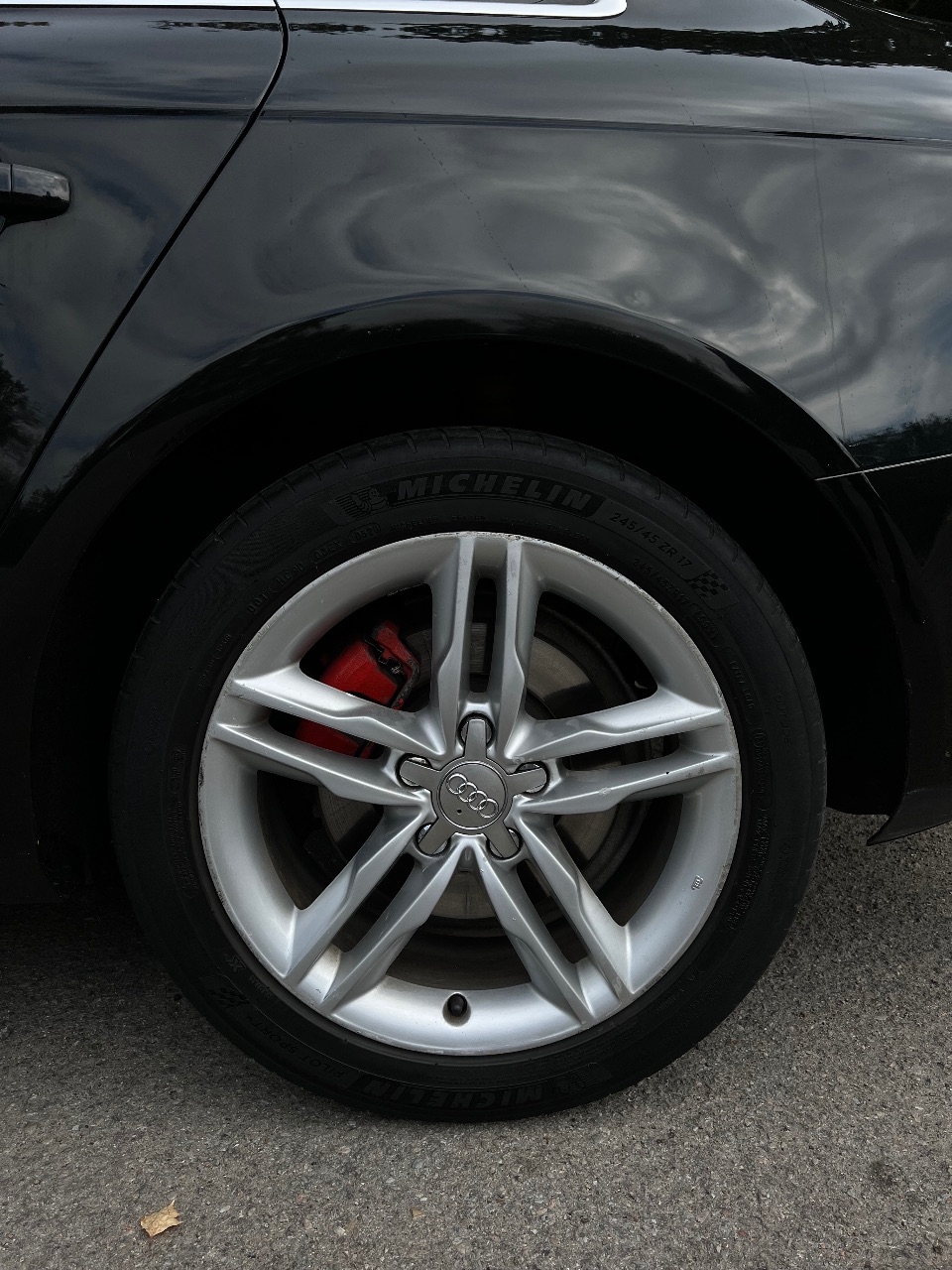 Audi A4 - фото 21