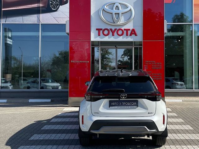 Toyota Yaris Cross - фото 4