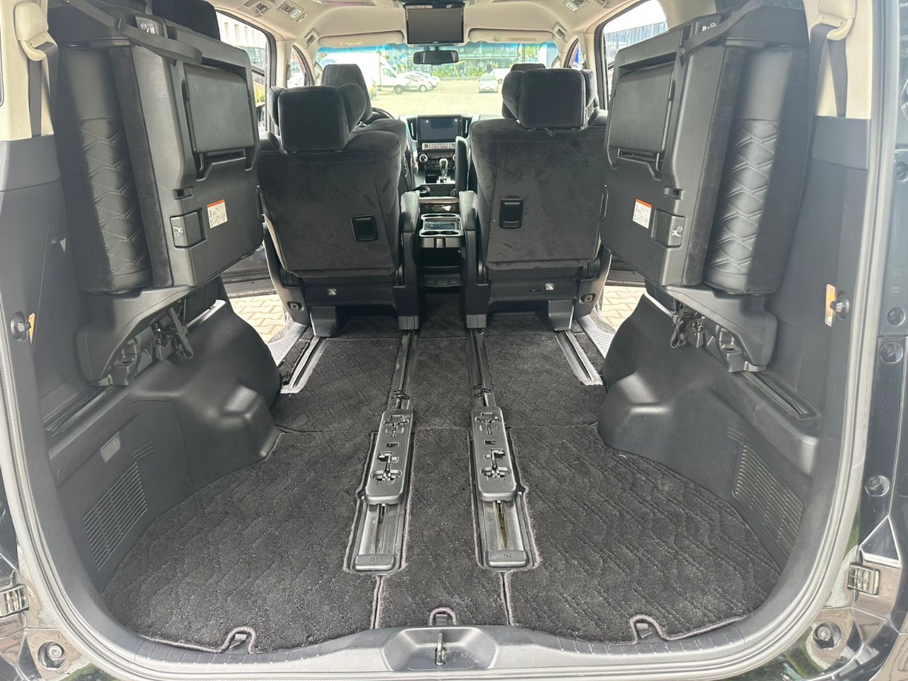 Toyota Vellfire - фото 17