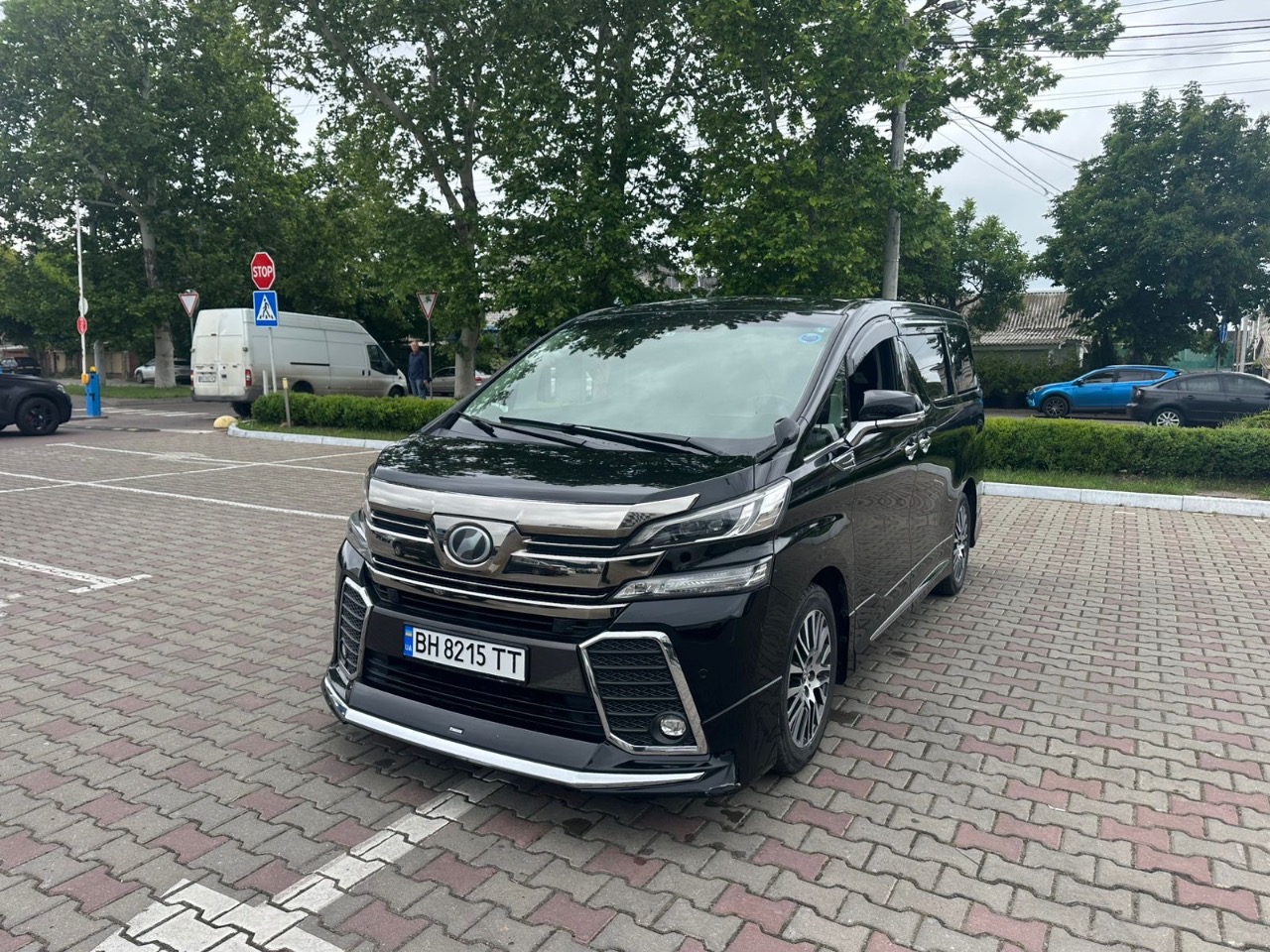 Toyota Vellfire - фото 14