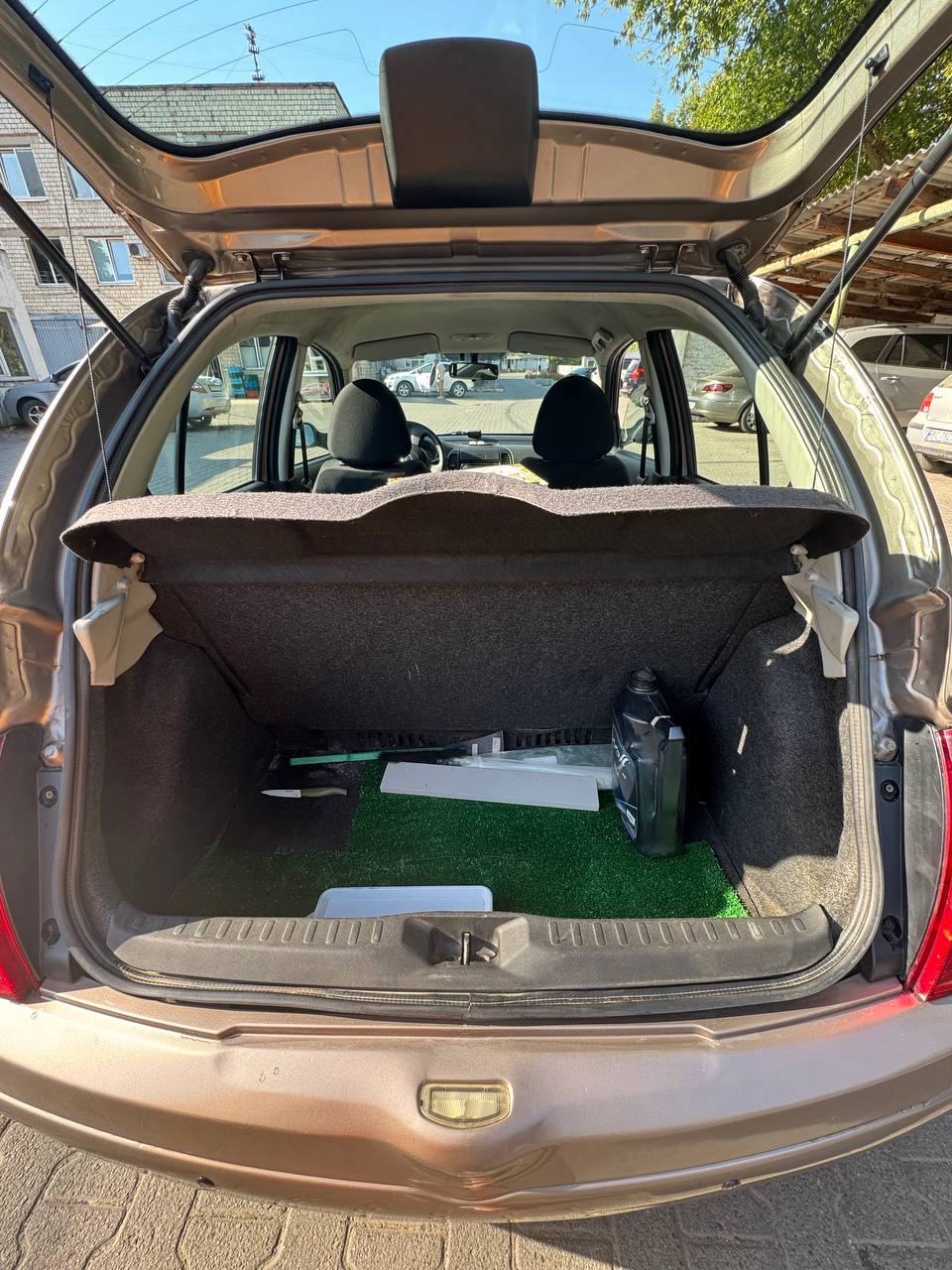 Nissan Micra - фото 5